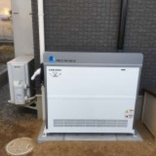 4Ｒエナジー 蓄電池付き充電器 エネハンド